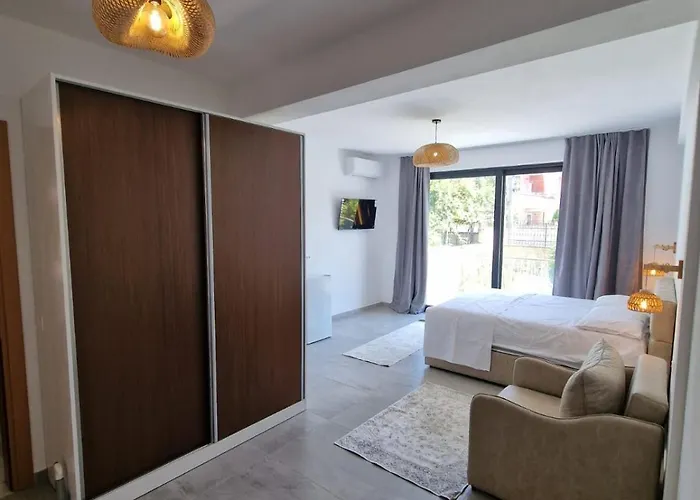 Arta'S Beach Apartments Apartamento