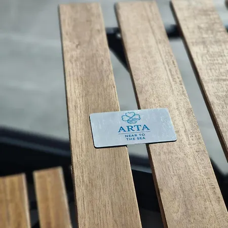 Arta's * דורס